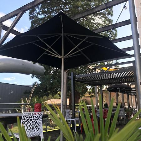 Rest Hotel L Ardoise Auge Bagian luar foto