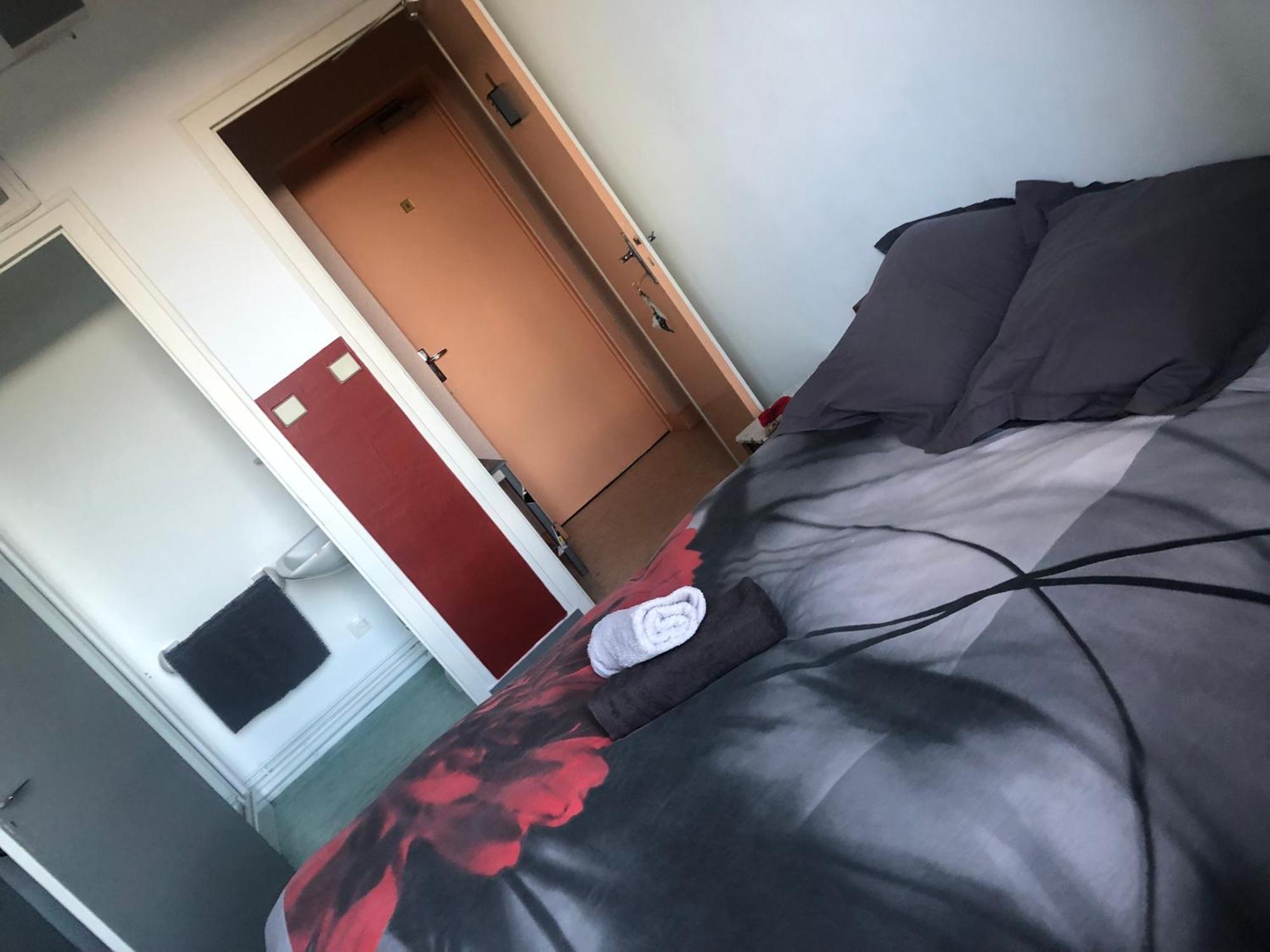 Rest Hotel L Ardoise Auge Bagian luar foto